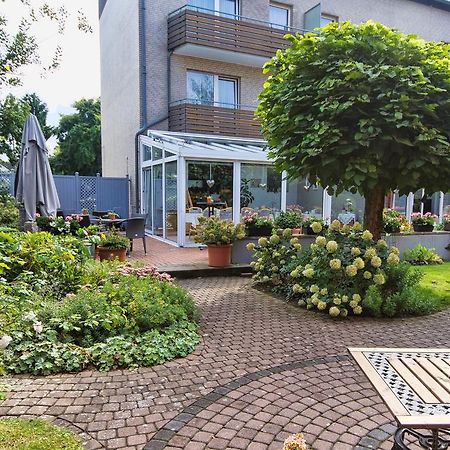 Airport Hotel Karsten كولونيا المظهر الخارجي الصورة